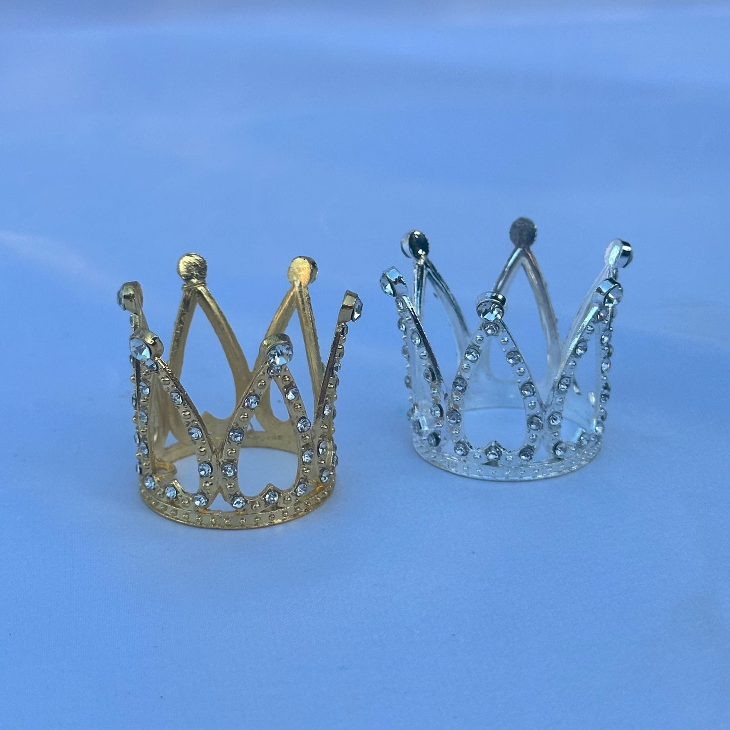 Assorted crown sphere stands