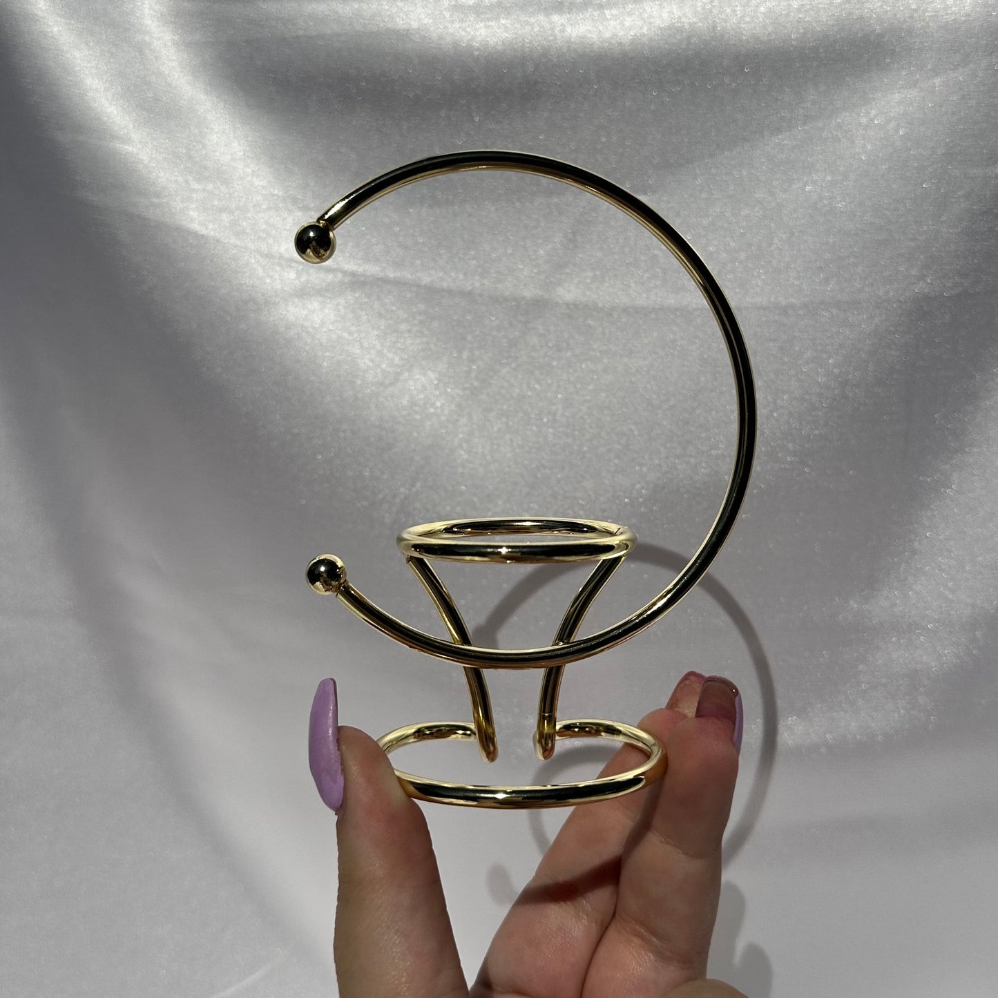 Assorted cradle sphere stands