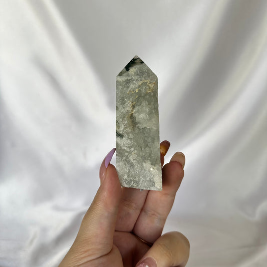 Druzy moss agate point #46