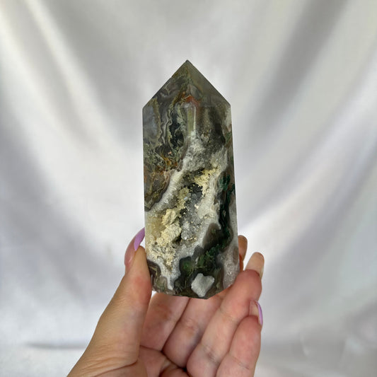 Druzy moss agate point #2