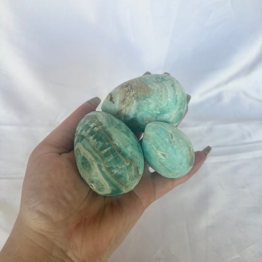 Blue aragonite eggs