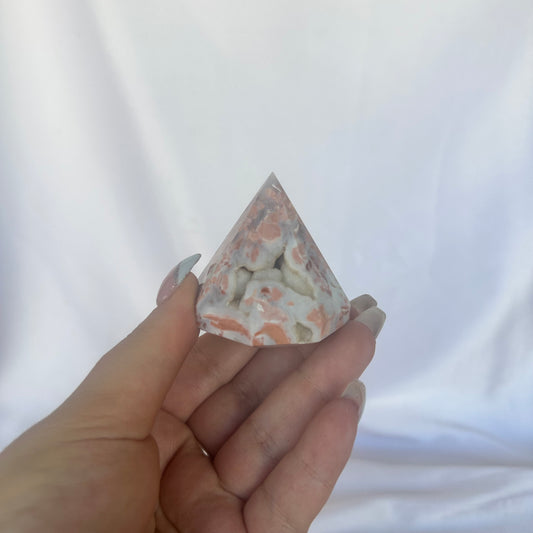 Petal agate diamond #38