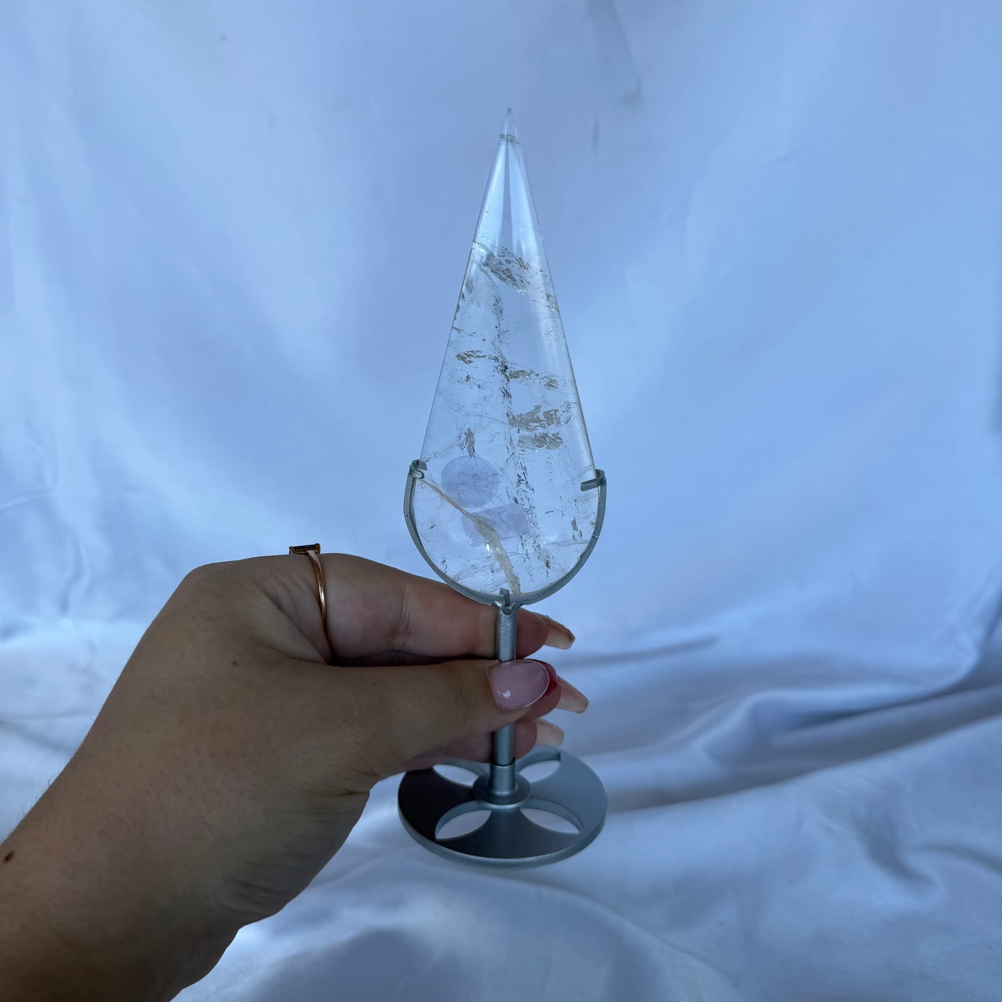 Clear quartz drop on stand #75