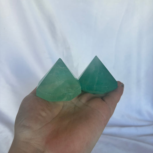 Green fluorite diamond