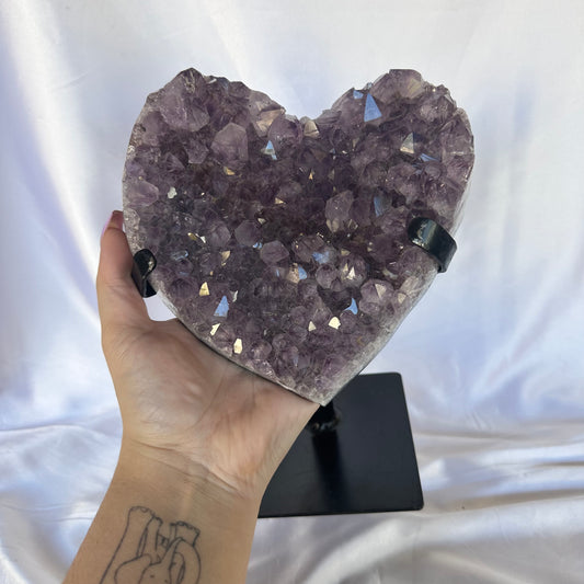 XL amethyst heart on stand #20