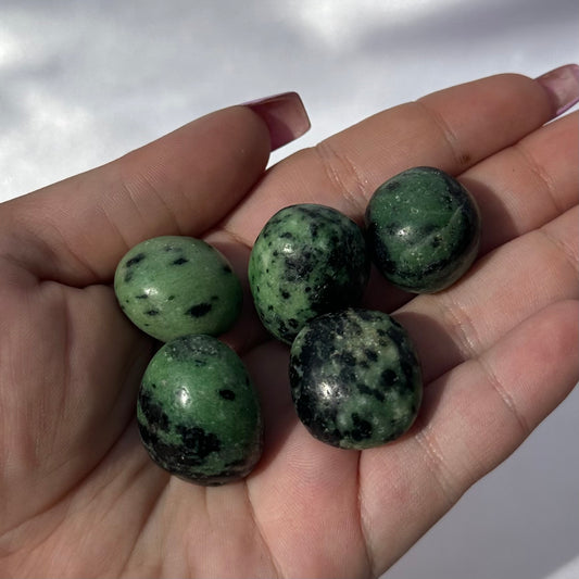 Ruby zoisite tumble