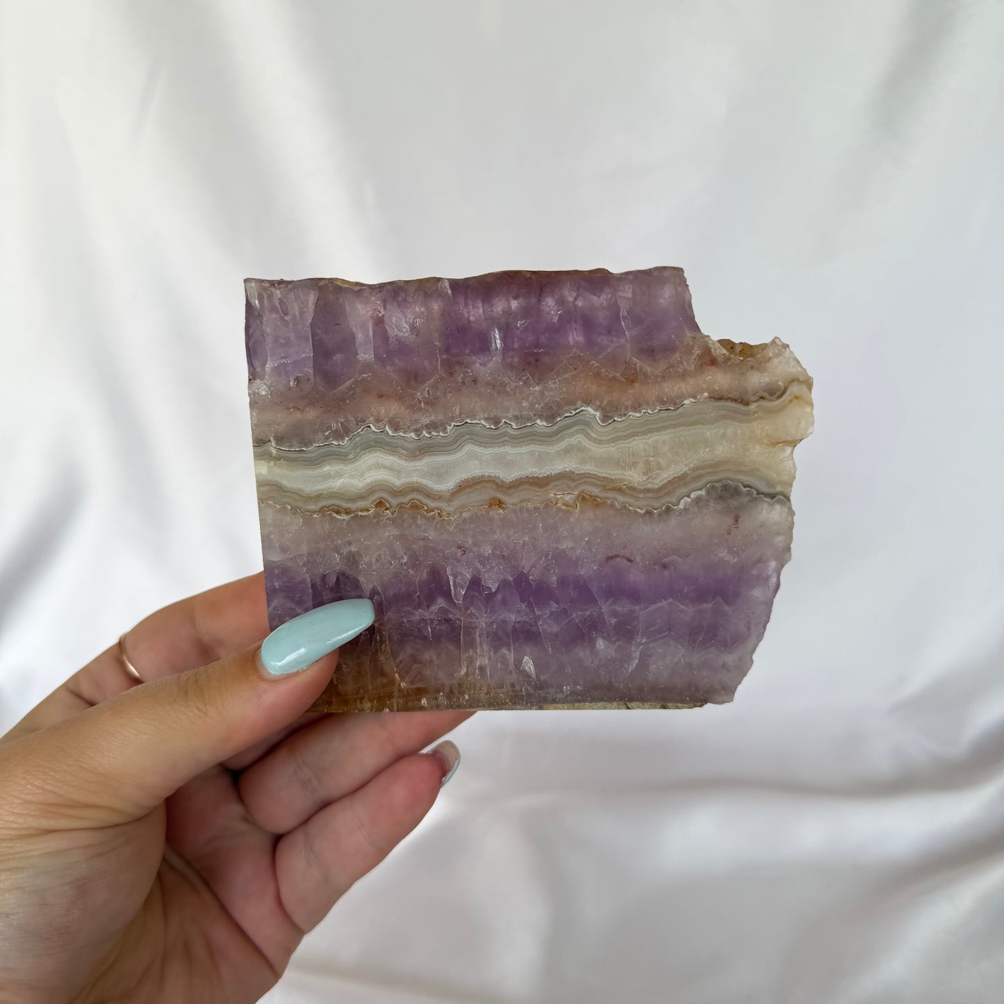 Freestanding Amethyst x agate slabs