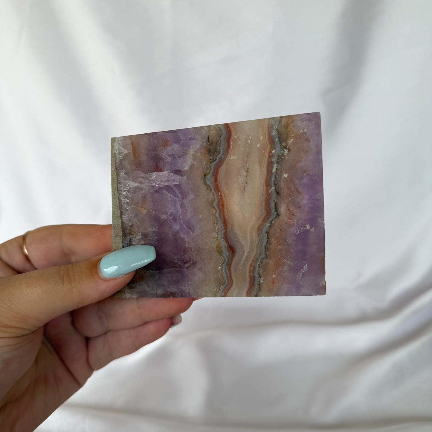 Freestanding Amethyst x agate slabs
