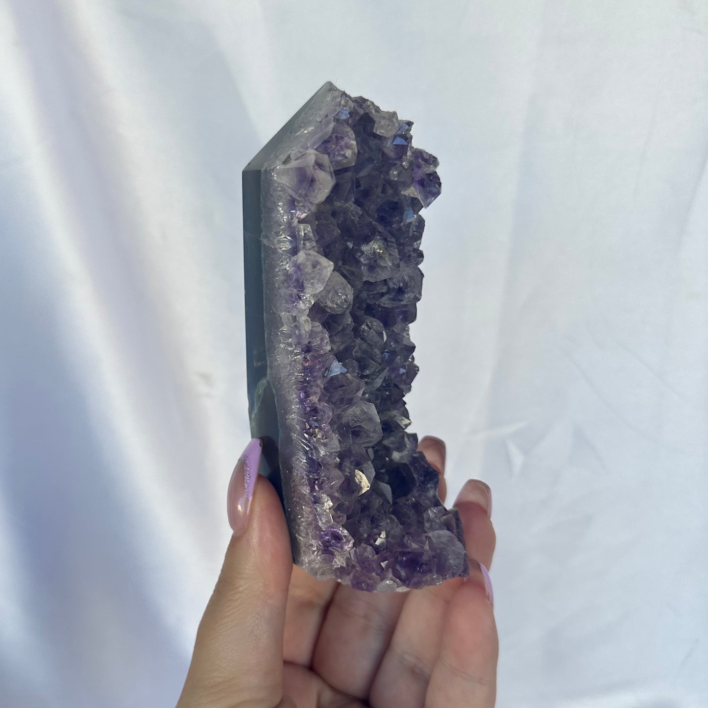 Amethyst cluster point #470