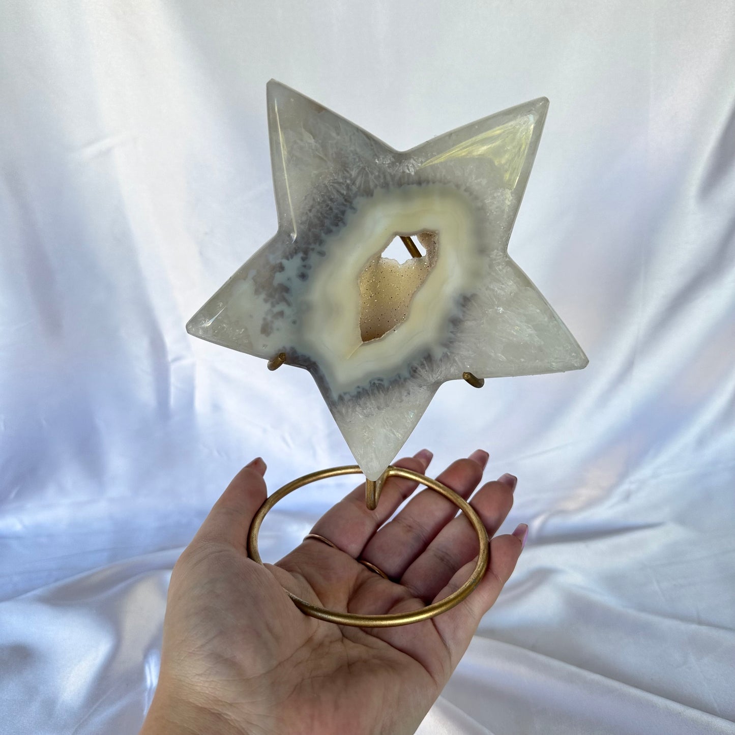 Agate star on stand #325