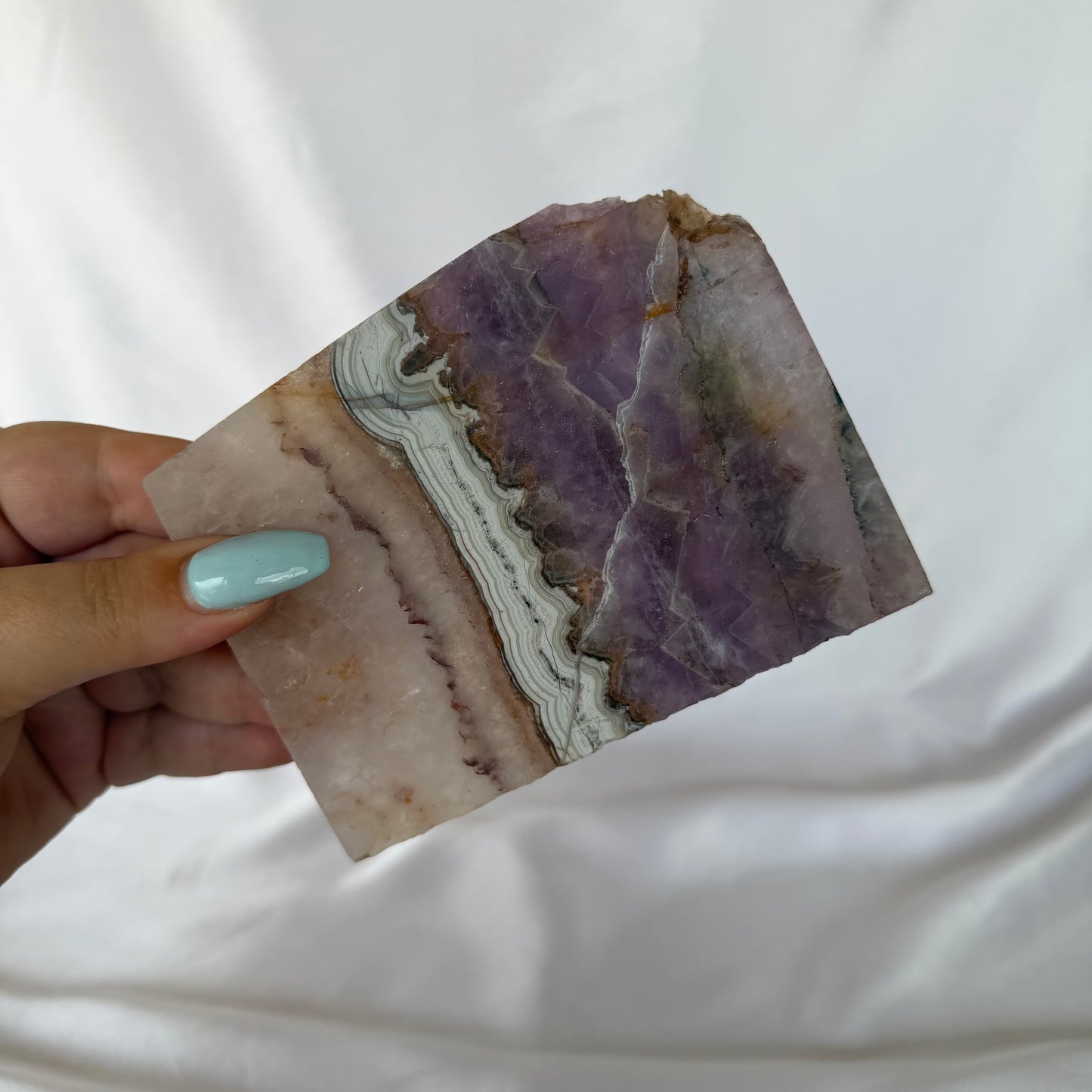 Freestanding Amethyst x agate slabs