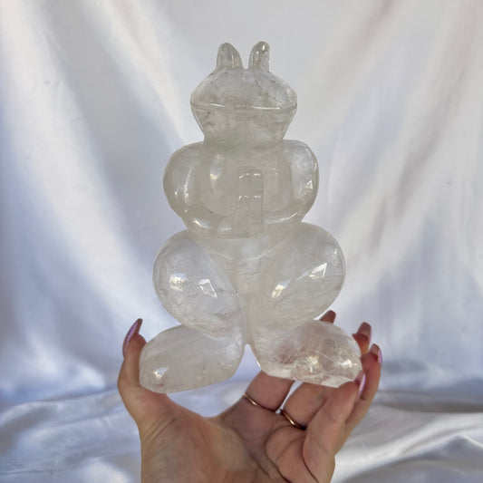 XXL clear quartz frog