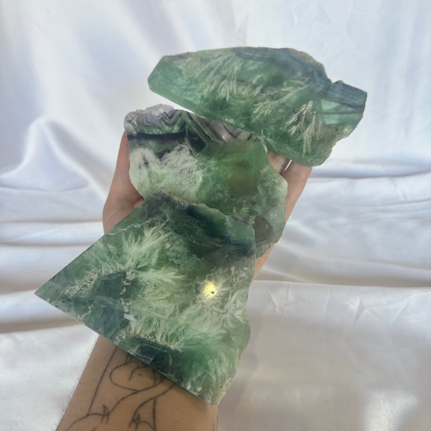 Feather fluorite slabs